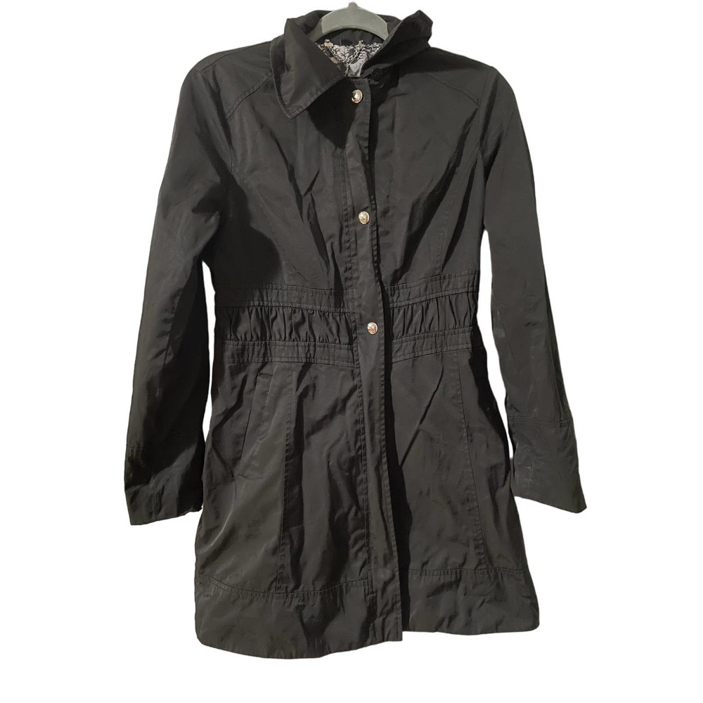Guess Coat size Medium FLAWS